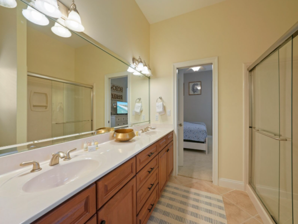 Luxurious Beach House in Destin - Private Pool & Spa